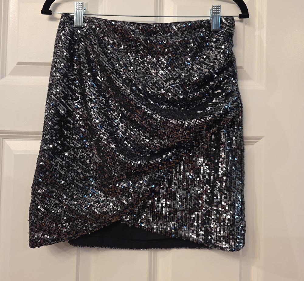 Alice + Olivia Silver Sequin Draped Mini Skirt Msrp $295